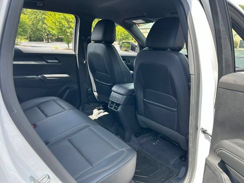 Used 2025 GMC Terrain Elevation w/ Elevation Premium Package AWD/4WD image 43