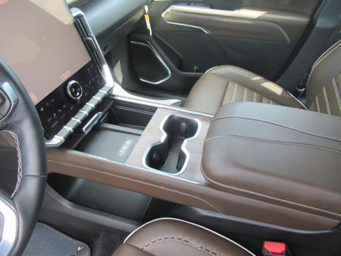 Used 2026 GMC Acadia Denali Ultimate AWD/4WD image 16