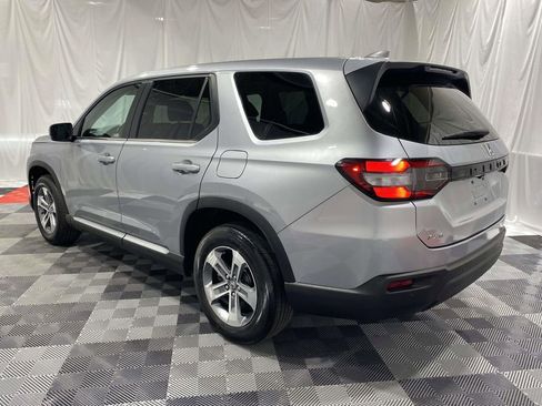 Used 2023 Honda Pilot EX-L image 2