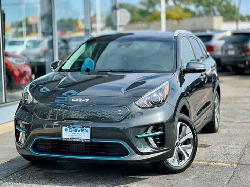 Used 2022 Kia Niro EX w/ Cold Weather Package image 32