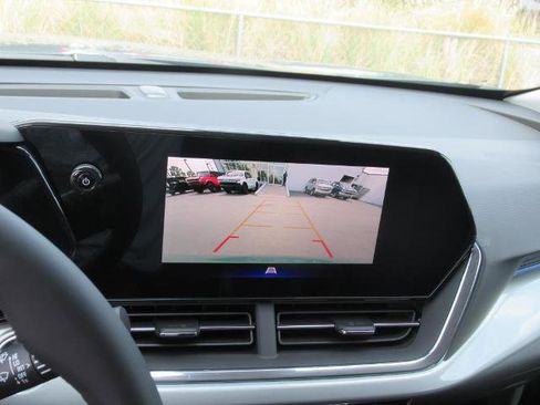 New 2025 Chevrolet Trax LT w/ Driver Confidence Package image 24