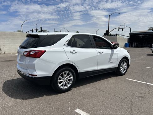 Used 2021 Chevrolet Equinox LT FWD image 4
