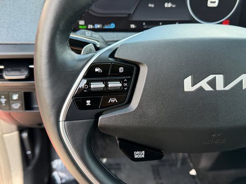 Used 2024 Kia EV6 Wind w/ Wind Technology Package AWD/4WD image 20
