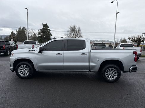 Used 2021 Chevrolet Silverado 1500 RST image 2