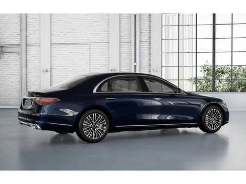 Certified 2023 Mercedes-Benz S 500 4MATIC image 19
