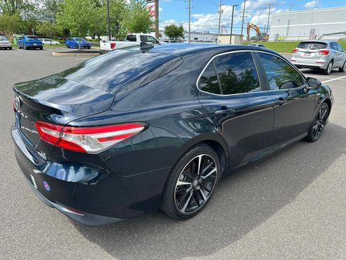 Used 2020 Toyota Camry LE w/ Carpet Mat Package FWD image 5