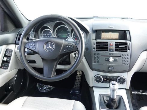 Used 2010 Mercedes-Benz C 300 Sedan image 76