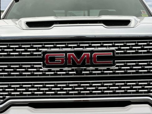 Used 2020 GMC Sierra 3500 Denali w/ Denali Ultimate Package image 48