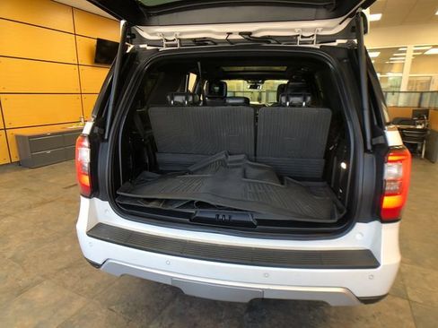 Certified 2019 Ford Expedition Limited w/ Special Edition Package AWD/4WD image 23