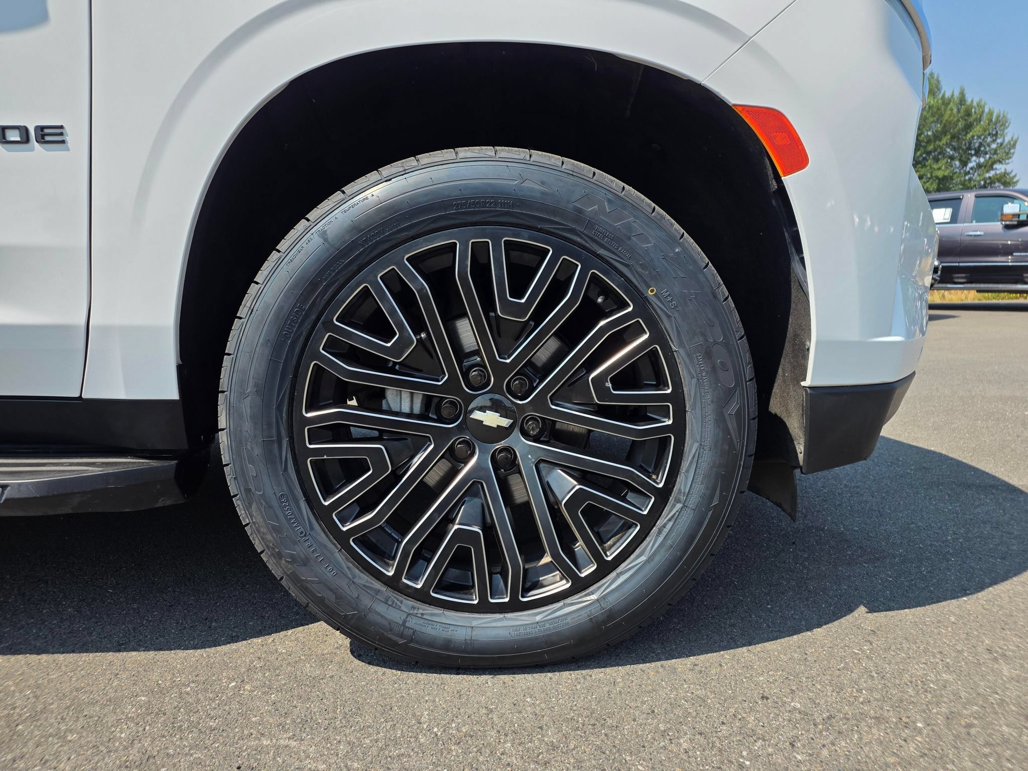 Used 2021 Chevrolet Tahoe Premier AWD/4WD image 10