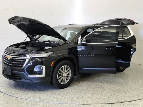 Used 2022 Chevrolet Traverse LT AWD/4WD image 10