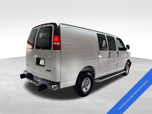 Used 2025 GMC Savana 2500 w/ Driver Convenience Package RWD image 5