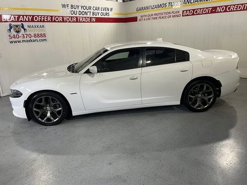 Used 2015 Dodge Charger R/T image 4