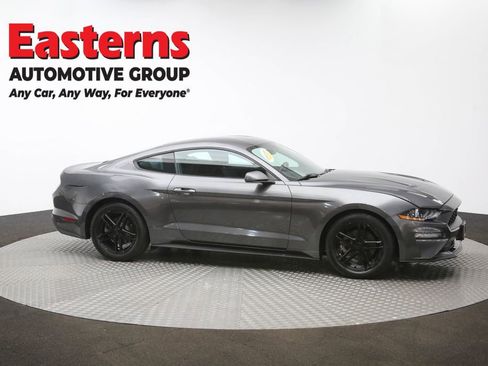 Used 2018 Ford Mustang Coupe image 44
