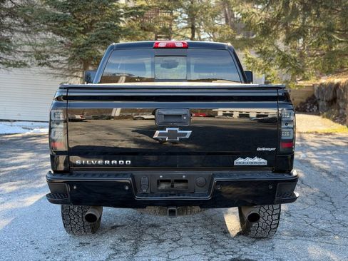 Used 2018 Chevrolet Silverado 1500 High Country image 4