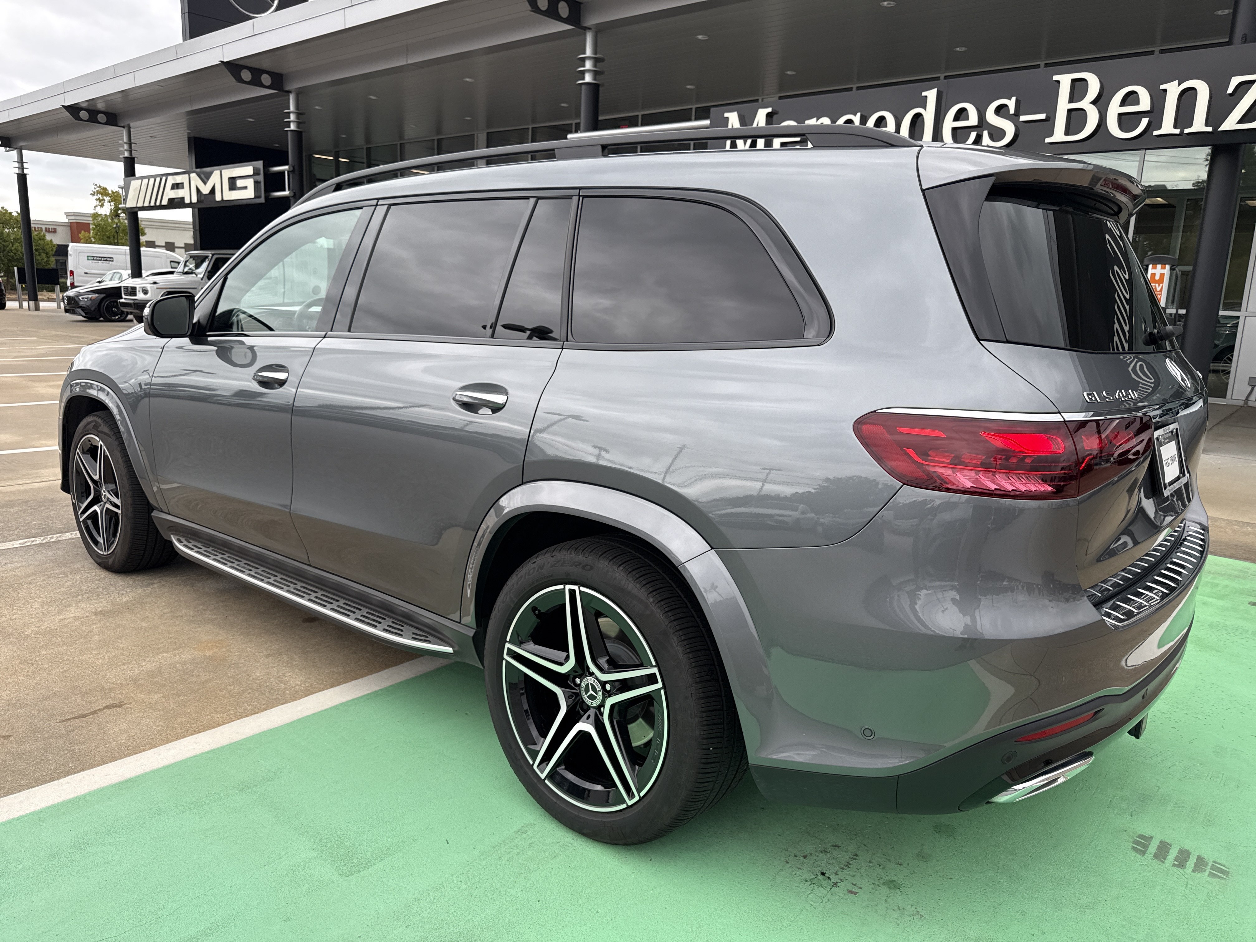Certified 2024 Mercedes-Benz GLS 450 4MATIC image 3