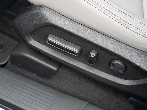 New 2025 Honda Pilot EX-L image 14