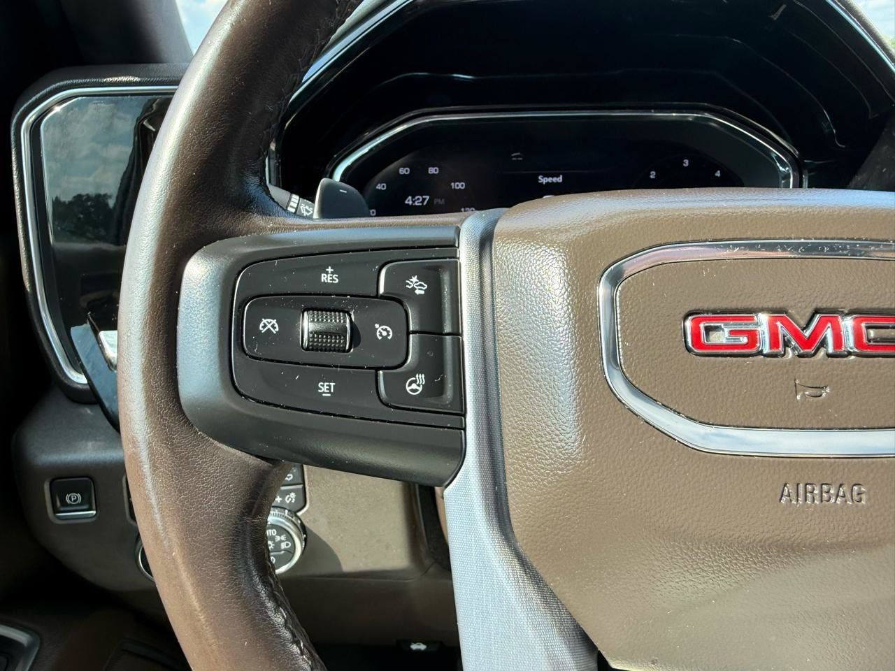 Used 2022 GMC Sierra 1500 SLT w/ SLT Premium Plus Package AWD/4WD image 26