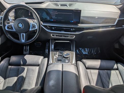 Used 2024 BMW X5 M60i AWD/4WD image 16