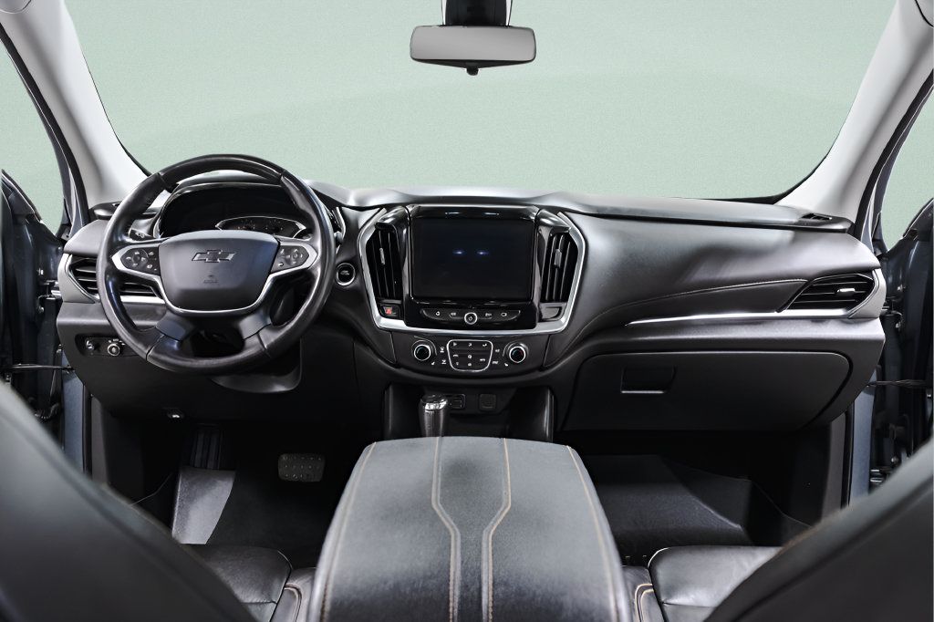 Used 2020 Chevrolet Traverse RS w/ LPO, 'HIT The Road' Package AWD/4WD image 9