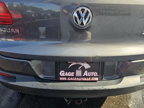 Used 2012 Volkswagen Tiguan S AWD/4WD image 16