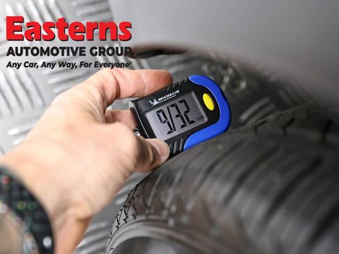 Used 2022 Kia Niro EX w/ Cold Weather Package image 27