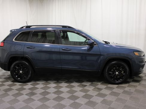Used 2021 Jeep Cherokee Latitude Lux w/ Sun & Sound Group FWD image 30