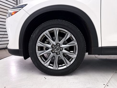 Used 2019 MAZDA CX-5 Signature AWD/4WD image 16