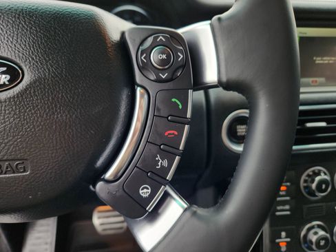 Used 2011 Land Rover Range Rover Supercharged image 10