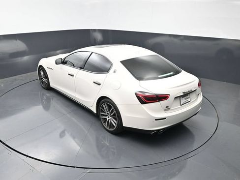 Used 2015 Maserati Ghibli S Q4 AWD/4WD image 18