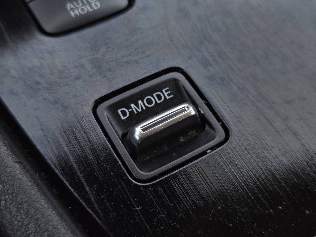 Certified 2023 Nissan Rogue SV FWD image 23