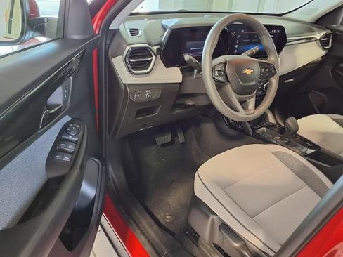 Used 2026 Chevrolet TrailBlazer LT AWD/4WD image 6