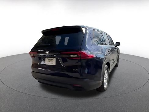 Used 2025 Toyota Grand Highlander XLE image 15