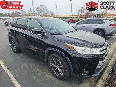 Used 2018 Toyota Highlander LE