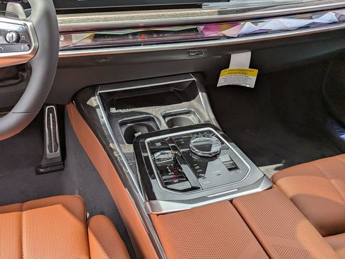 New 2026 BMW 750e xDrive w/ Executive Package AWD/4WD image 30