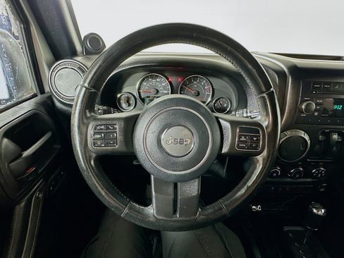 Used 2011 Jeep Wrangler Sport AWD/4WD image 11