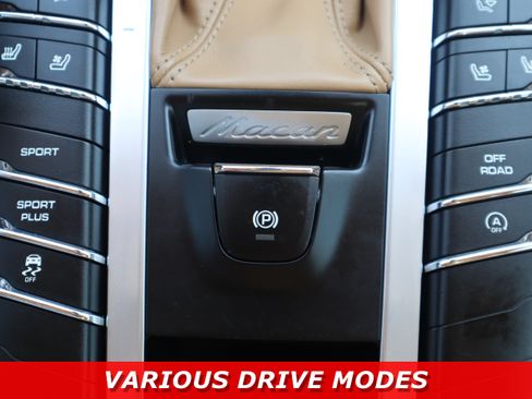 Used 2015 Porsche Macan S AWD/4WD image 24