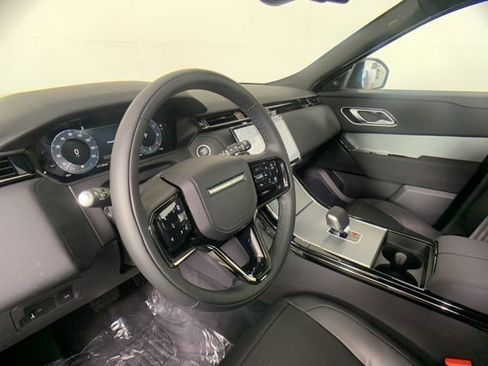 Certified 2025 Land Rover Range Rover Velar S image 15