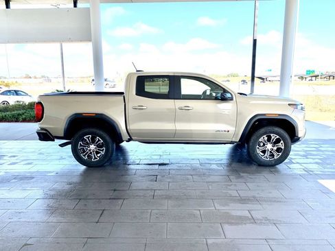 Used 2023 GMC Canyon AT4 w/ Canyon Safety Plus Package image 4