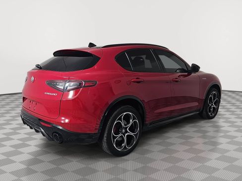 Used 2024 Alfa Romeo Stelvio Veloce AWD/4WD image 8