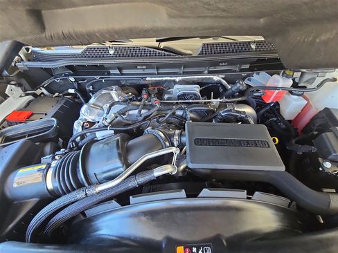 Used 2026 Chevrolet Silverado 3500 LTZ w/ LTZ Convenience Package AWD/4WD image 29