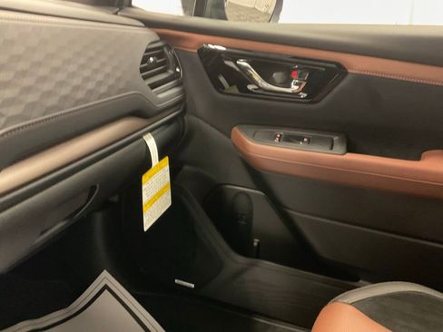 New 2026 Subaru Forester Touring image 21