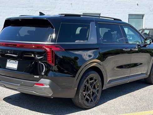 New 2026 Kia Carnival SX Prestige FWD image 4