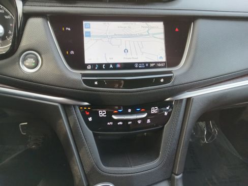 Used 2025 Cadillac XT5 Sportv w/ LPO, Red Accent Package image 16