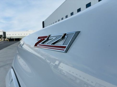 Used 2020 Chevrolet Silverado 2500 LTZ w/ LTZ Premium Package image 10