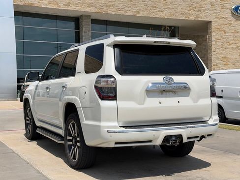 Used 2017 Toyota 4Runner Limited AWD/4WD image 10