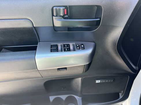 Used 2021 Toyota Sequoia TRD Pro AWD/4WD image 15