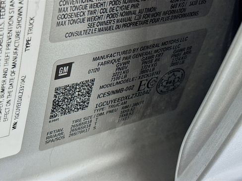 Used 2020 Chevrolet Silverado 1500 RST image 38