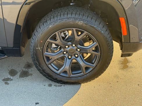 New 2026 Jeep Grand Wagoneer 4WD w/ Quick Order Packge 29V Upland image 9