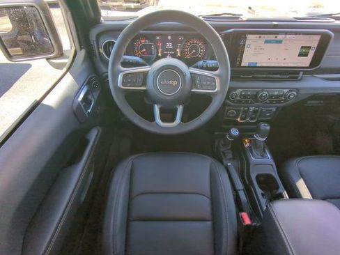 Certified 2024 Jeep Wrangler Unlimited Sahara w/ Technology Group image 18